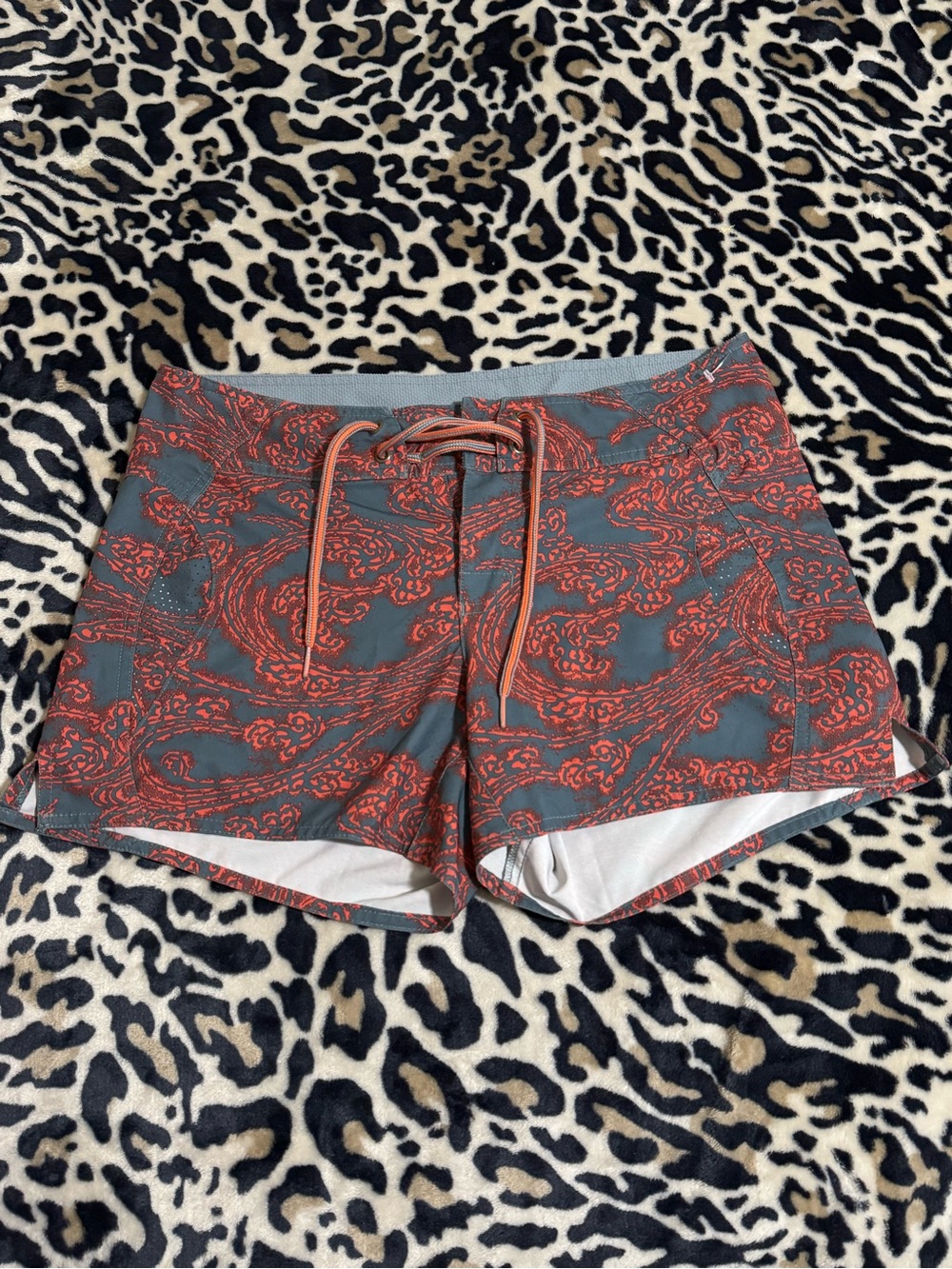 Columbia Gray and Orange Patterned Women's Athletic Shorts